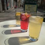 Kräuterlimonade aus eigener Herstellung