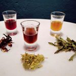 Kräutersirup aus eigener Herstellung